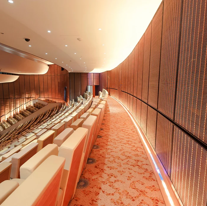 [Translate to Italian:] Qatar National Convention Centre - Theater Hall